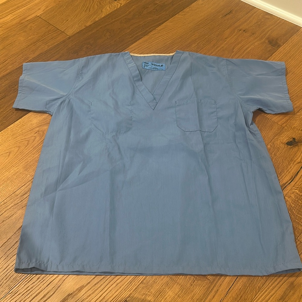 Aramark. Ciel Blue. Unisex. Medium scrub top. Like new.